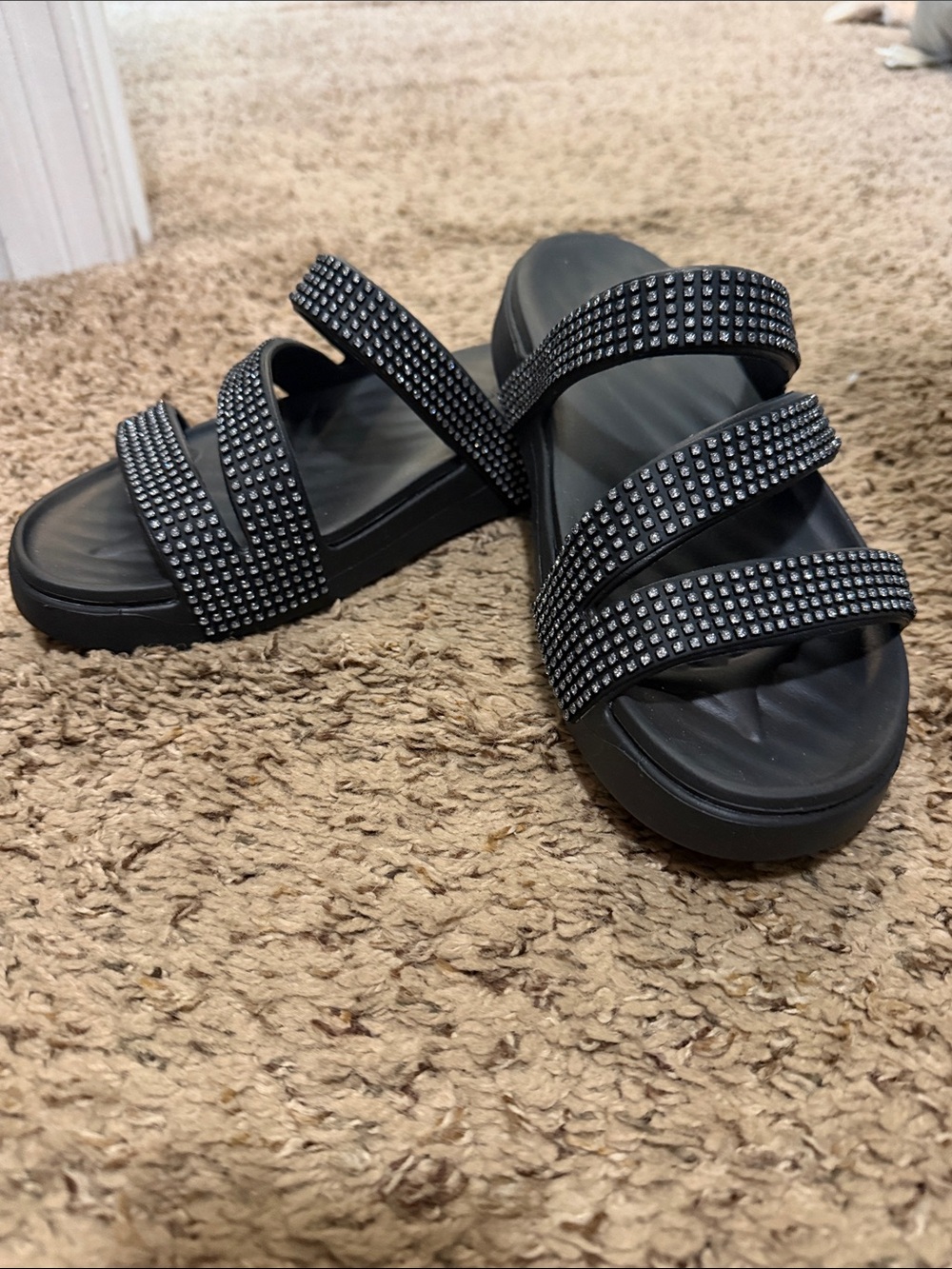 CROCS strappy getaway Black Rhinestone sandals sz 7